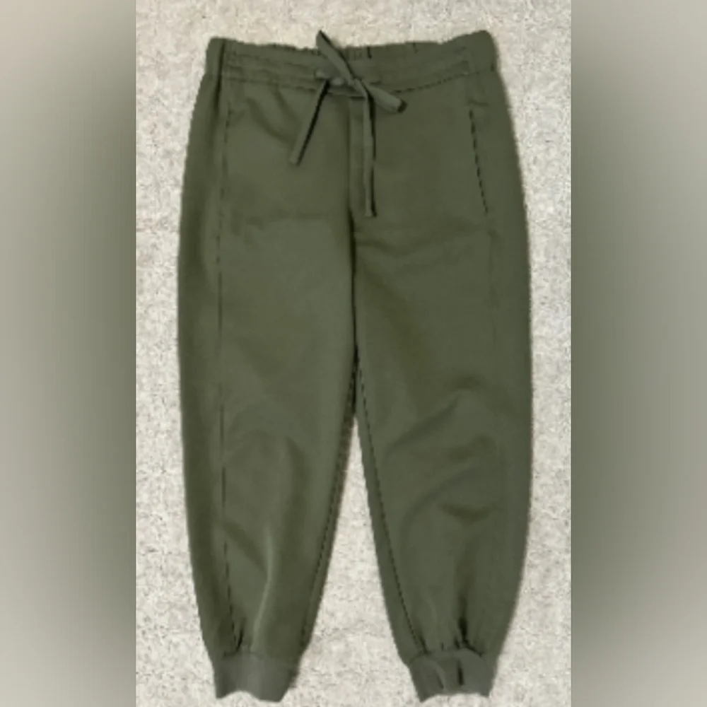 ✨️ 5 For $25✨️ Green joggers - Picture 2 of 5